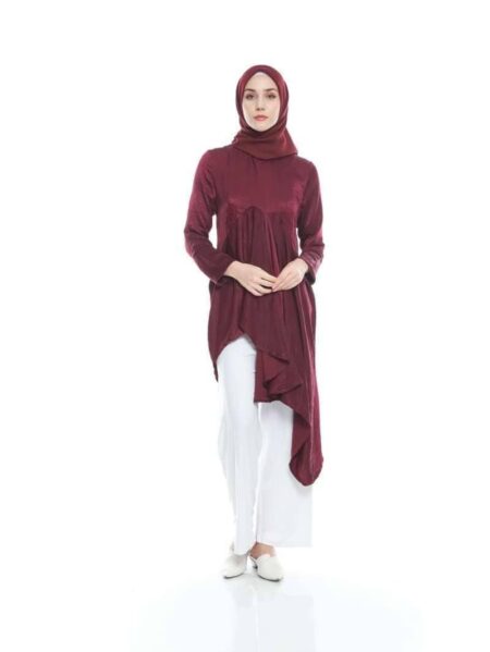 5 inspirasi pakaian lebaran keluarga warna burgundy yang anggun dan sederhana