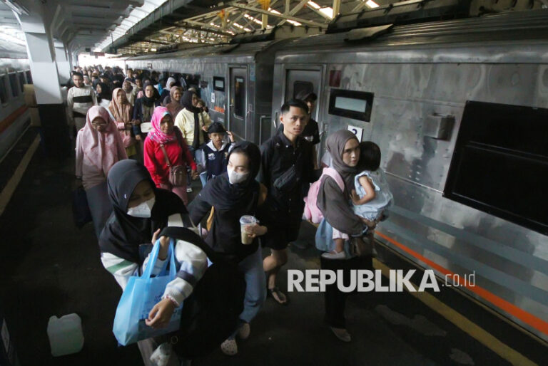 KAI: Mobilitas Lebaran 2026 Tembus Rekor Lima Tahun Terbaik