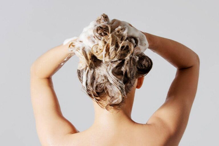 5 Cara Memperbaiki Rambut Rusak Akibat Bleaching