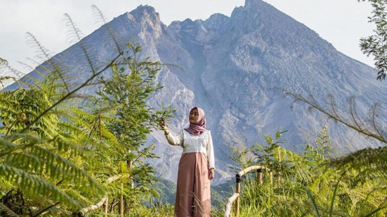 Wisata Klaten: Pemandangan Merapi dan Eko Wisata Kali Talang untuk Berkemah