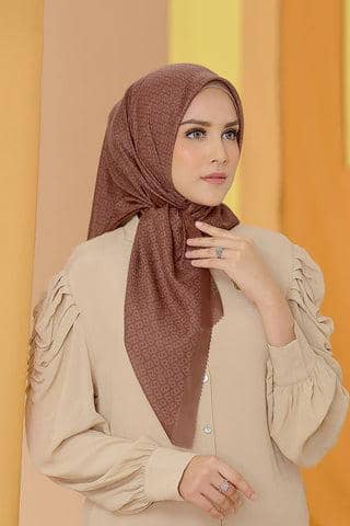 Baju Coksu Pas dengan Jilbab Warna Apa? 10 Inspirasi Padu Padan