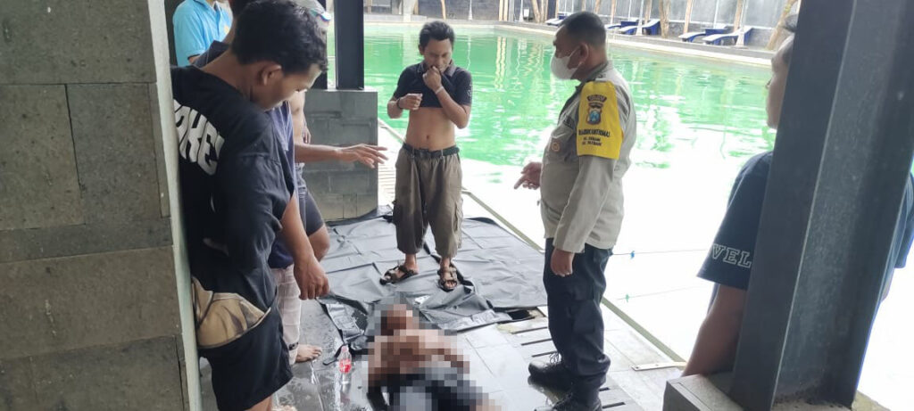 Menteri Purbaya Diduga Dirawat, Unggah Video Berenang di Kolam