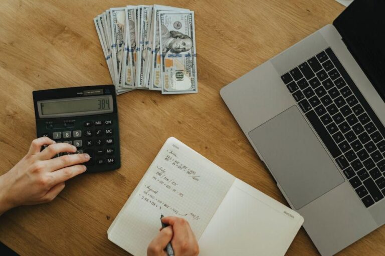 9 cara nyata kaya tanpa warisan ala Warren Buffett