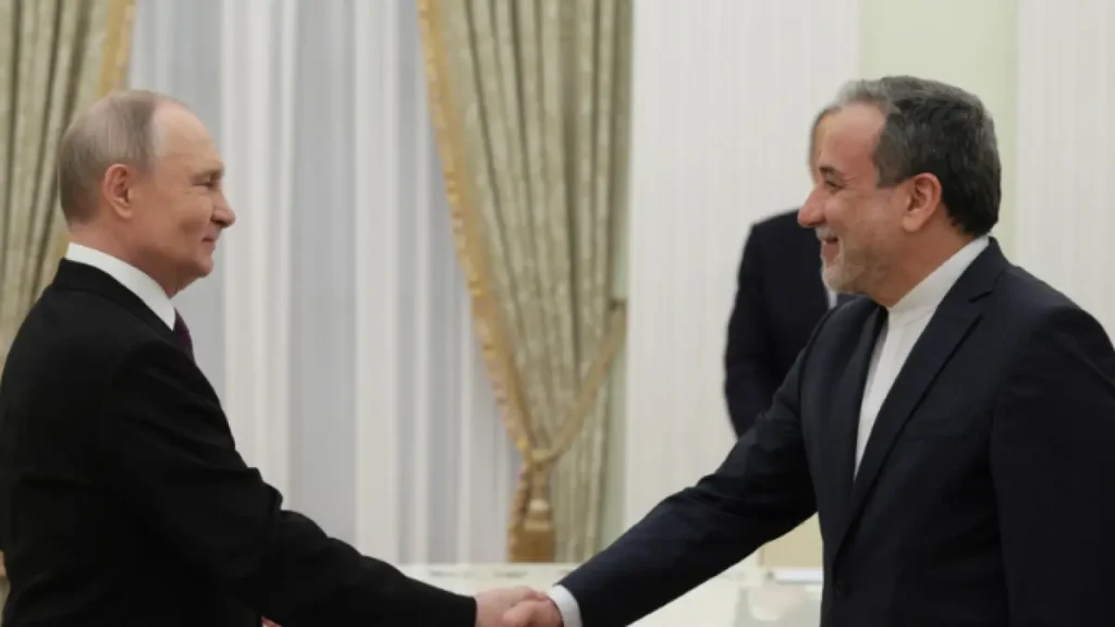 Menteri Luar Negeri Iran Temui Putin di Rusia Bahas Perang dan Ketegangan Global