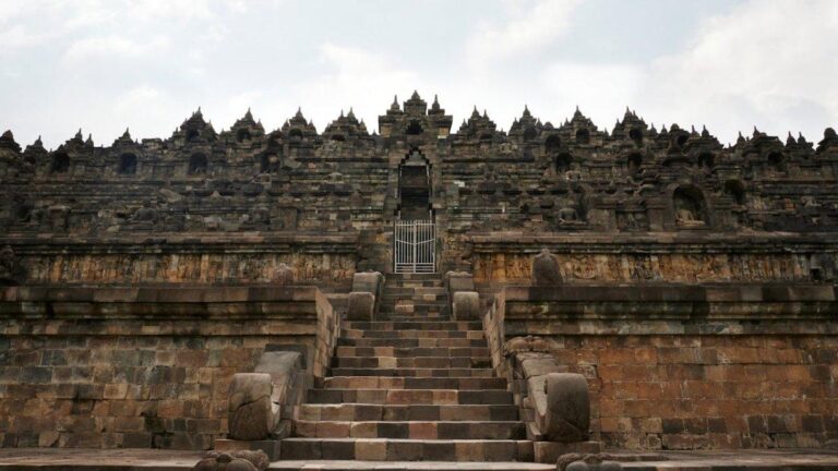 5 Tempat Makan Dekat Candi Borobudur, Ada Bakso dan Mangut Beong