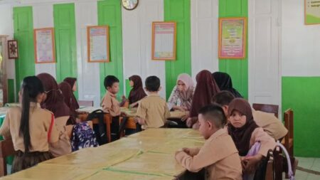 Kepala SDN 11 Telaga Biru Minta Penilaian Kebersihan MBG Pasca Keracunan 27 Siswa