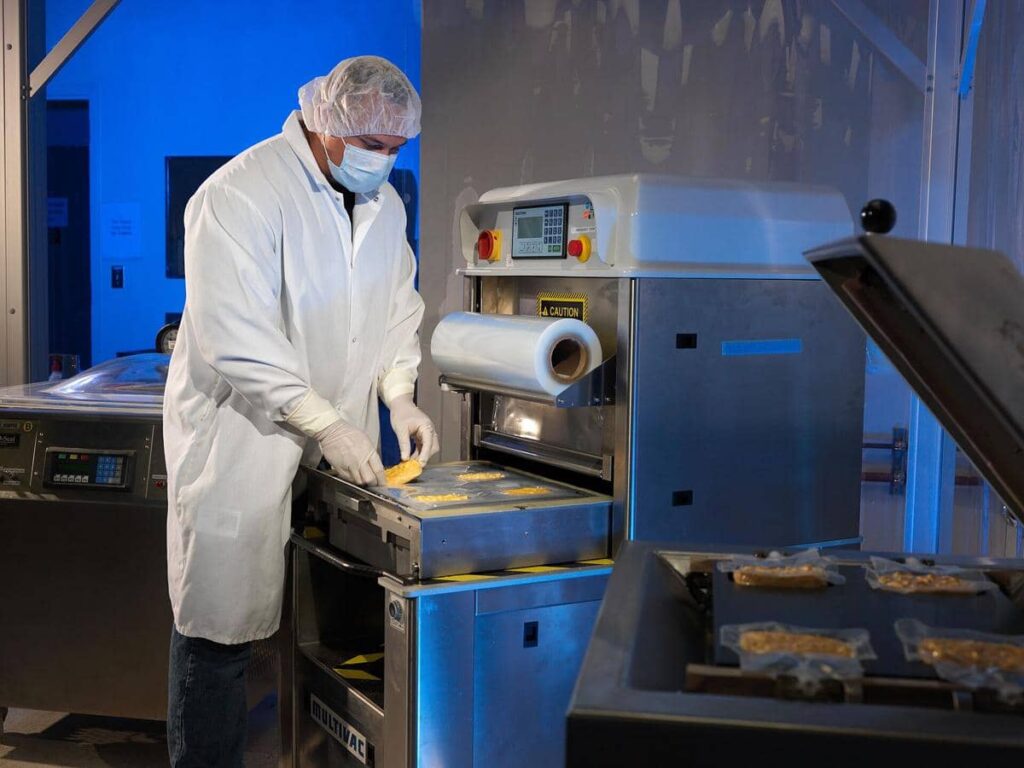 6 Makanan Astronot NASA yang Aneh Tapi Ilmiah, Roti Dilarang!