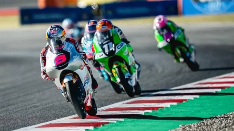 Terbongkar! Rahasia Veda Ega Naik ke P20, Casey OGorman Turun 12 Grid di Moto3 Catalunya 2026