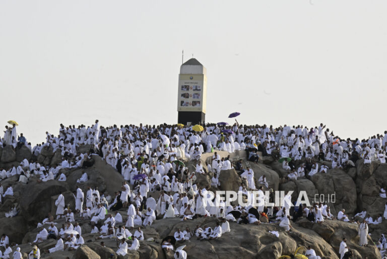 Haji dan Diskriminasi Barat
