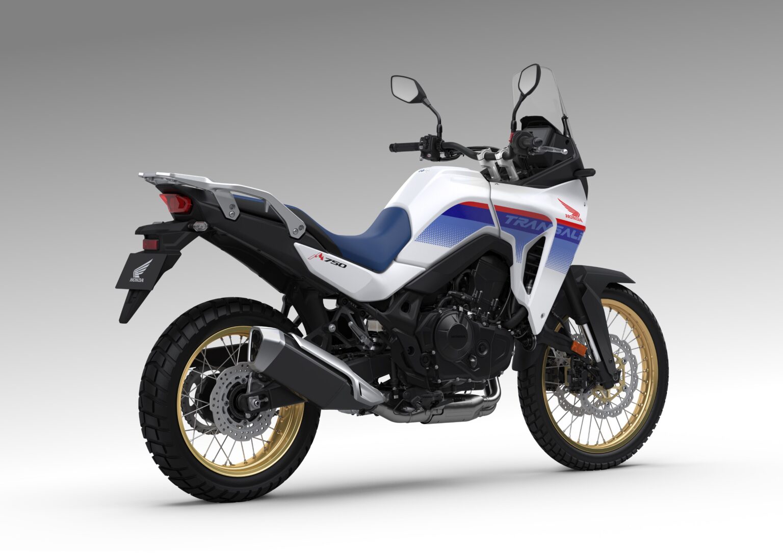 Honda XL750 Transalp 2026: Tenaga 755 cc, Performa Tangguh untuk Petualangan!