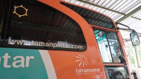 Bus Wisata Dilarang Masuk, Taman Pintar Jogja Siapkan Shuttle Gratis