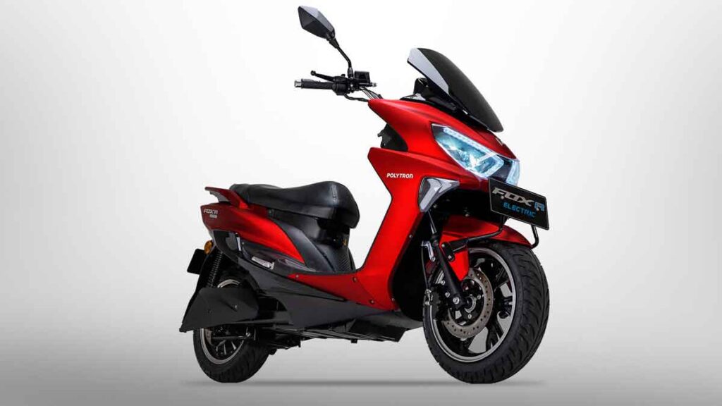 Gaya futuristik dan jarak tempuh jauh, ini rekomendasi 5 motor listrik premium terbaik 2026