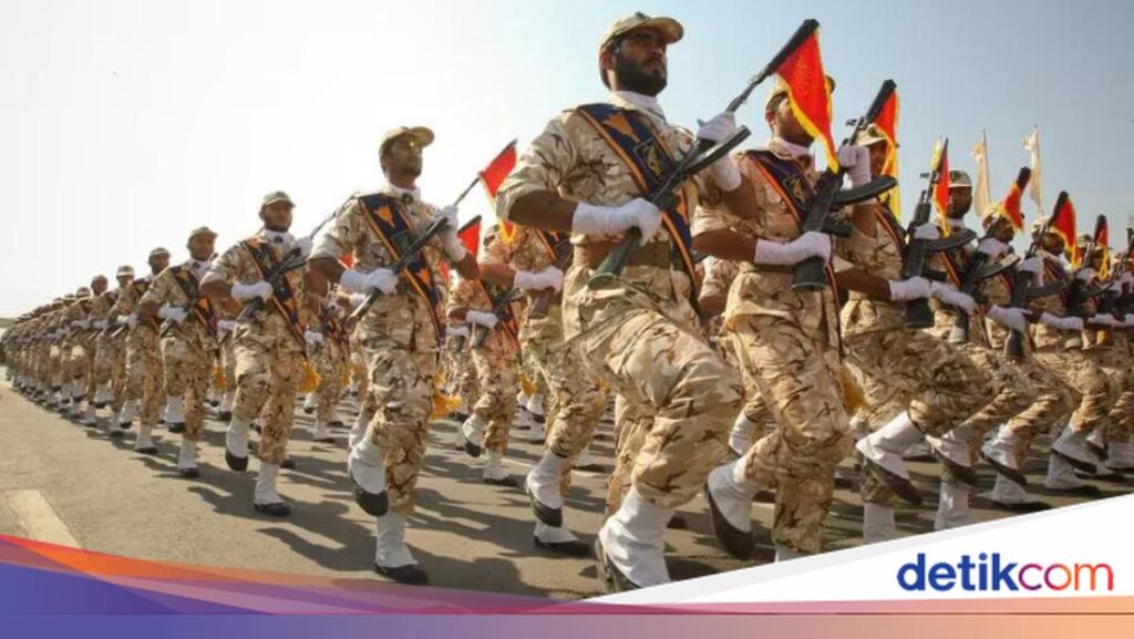 Trump Tolak Usulan Damai Iran, Garda Revolusi Beri Peringatan Keras