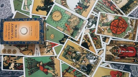 4 zodiak paling beruntung Senin 8 Juni 2026: Cancer menyala!