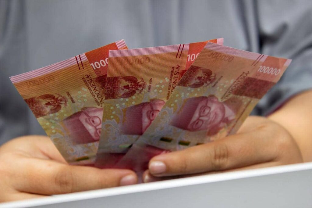Mengapa Barang Impor Mahal Saat Dolar Naik? Ini 5 Alasannya