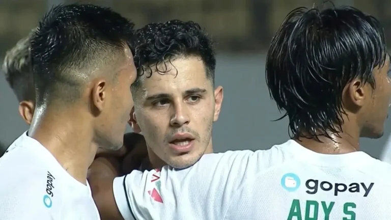 Mengenang Gol Perdana Bruno Moreira dalam Kemenangan Persebaya Surabaya vs Persipura Jayapura