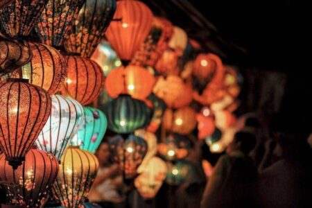 5 cara membuat lampion dari botol bekas, sederhana dan hemat