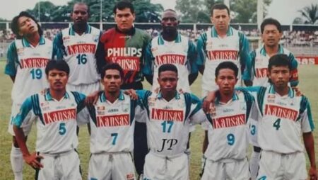 Mengenang Rusdy Bahalwan, Legenda Persebaya yang Bawa Tim Juara sebagai Kapten dan Pelatih