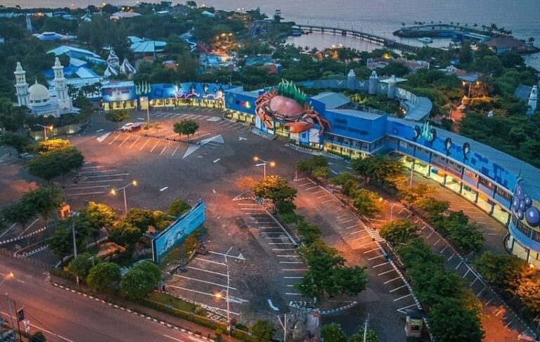 Lamongan Gelar Senam dan Pemeriksaan Kesehatan Gratis untuk 40 Ribu Lansia Hari Lanjut Nasional