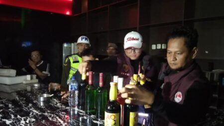 Uji urine mendadak di tempat hiburan Cirebon, ratusan orang diperiksa, polisi temukan ini