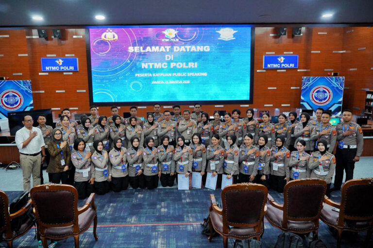 Korlantas tingkatkan kemampuan personel dalam berbicara di depan umum dan liputan langsung