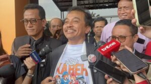 Praperadilan Roy Suryo Terus Berulang, Rismon Uji KUHAP ke MK