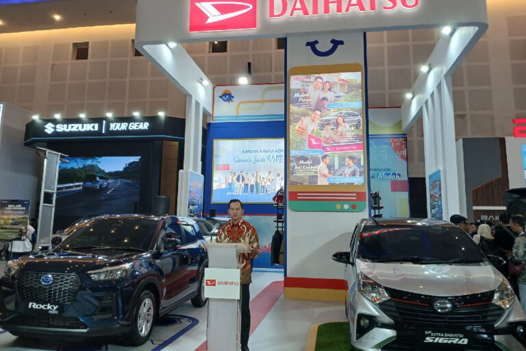 Penjualan Jatim Naik 14 Persen, Rocky Hybrid Jadi Pemain Utama di GIIAS Surabaya 2026