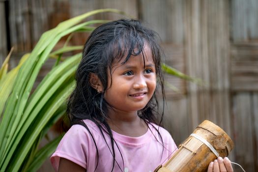 Seni Mengajarkan Literasi Keuangan Pada Anak Melalui Kebiasaan Sederhana Rumah Tangga Seni Mengajarkan Literasi Keuangan Pada Anak Melalui Kebiasaan Sederhana Rumah Tangga
