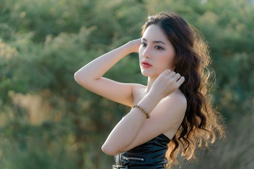 Panduan Lengkap Merawat Kesehatan Rambut Agar Tetap Indah Berkilau di Iklim Tropis Panduan Lengkap Merawat Kesehatan Rambut Agar Tetap Indah Berkilau di Iklim Tropis