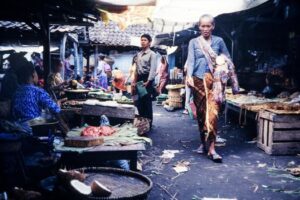 Trik Jurnalis Kuliner Memilih Bahan Makanan Segar Berkualitas di Pasar Tradisional
