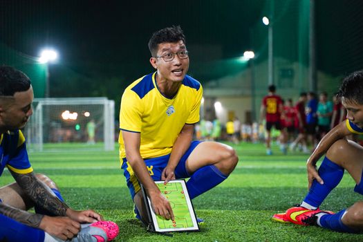 Perburuan Gelar Liga Eropa: Seni Menjaga Konsistensi di Tengah Kepungan Jadwal Padat