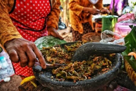 Jejak Filosofi dan Sejarah Panjang Gudeg Jogja yang Melintasi Ratusan Tahun Jejak Filosofi dan Sejarah Panjang Gudeg Jogja yang Melintasi Ratusan Tahun