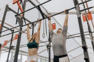 Calisthenics atau Latihan Beban: Mana Lebih Cepat Membentuk Postur Tubuh Ideal Bagi Pekerja Perkotaan Calisthenics atau Latihan Beban: Mana Lebih Cepat Membentuk Postur Tubuh Ideal Bagi Pekerja Perkotaan