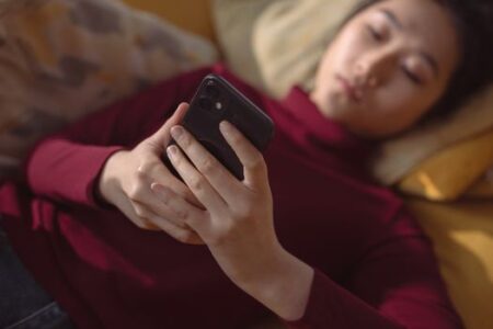 Seni Menolak Tanpa Rasa Guilt: Cara Membangun Batasan Diri Demi Kesehatan Mental