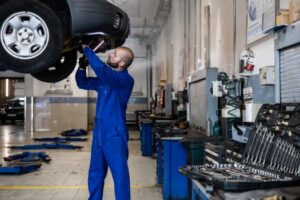 Trik Jitu Mendeteksi Odometer Mobil Bekas yang Di-Reset Agar Tidak Tertipu Penjual Nakal Trik Jitu Mendeteksi Odometer Mobil Bekas yang Di-Reset Agar Tidak Tertipu Penjual Nakal