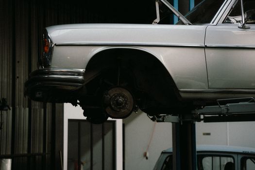 Seni Memugar Otomotif Klasik: Menghidupkan Kenangan Masa Lalu Sekaligus Meraup Keuntungan Finansial Melimpah Seni Memugar Otomotif Klasik: Menghidupkan Kenangan Masa Lalu Sekaligus Meraup Keuntungan Finansial Melimpah